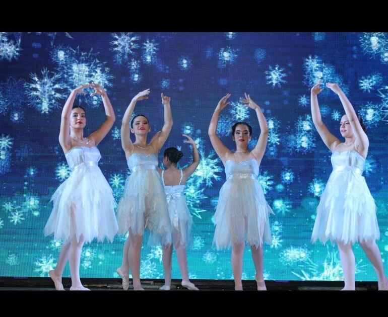 Las bailarinas demostraron su destreza en el "Festival de los Sueños".
