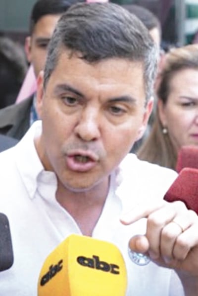 Santiago Peña, presidente de la República.