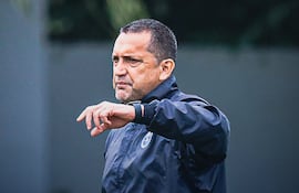 Aldo Antonio Bobadilla Ávalos (50 años) dejó la conducción técnica de Sol de América por malos resultados.