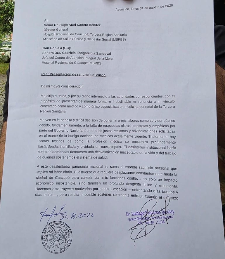Esta es la nota de renuncia presentada por el Dr. Santiago Durañona, especialista que atendía en el Hospital Regional de Caacupé.