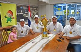Visita de La Naranaja Mecánica, campeón de la 9na. edición del Grand Slam de Truco, a ABC Deportes.