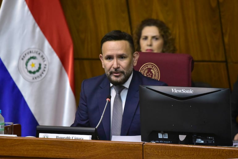 Comisión Bicameral de Presupuesto en la sala se sesión de Diputados.