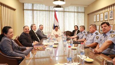 El senador Rubén Velázquez advirtió que la Senad queda muy debilitada con esta separación en su labor de prevención contra el crimen organizado.