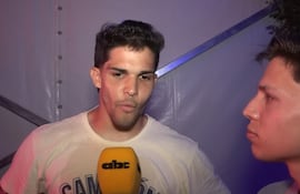 Luis Amarilla, jugador de Cerro Porteño, durante la entrevista con ABC TV en los festejos del título de campeón en el Fan Fest de La Nueva Olla, en Asunción, Paraguay.
