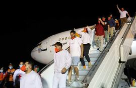 Un avión con 178 migrantes venezolanos -165 hombres y 13 mujeres- deportados por EE.UU. aterrizó en el país caribeño.