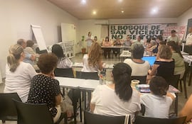 Vecinos buscan proteger espacios verdes en Asunción.
