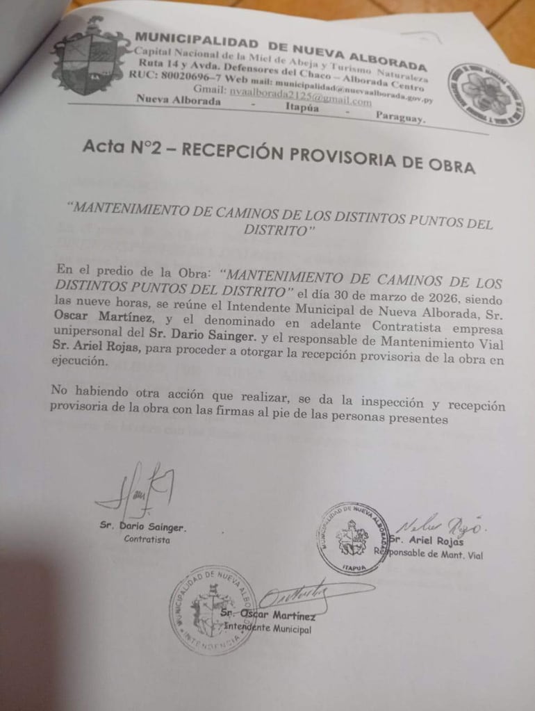 Documento oficial de recepción provisoría de obra, con detalles de la administración municipal y firmas de funcionarios.