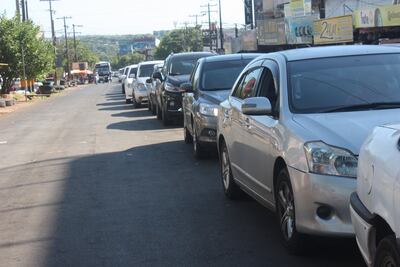 fila para ingresar al puente.