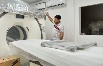 El sector público de Alto Paraná sigue sin tomógrafo a más de un mes del desperfecto.