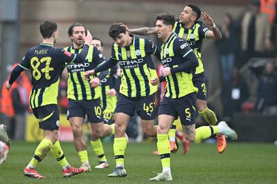 Manchester City remontó y clasificó en la FA Cup