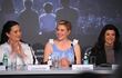 Greta Gerwig, presidenta del jurado de la competencia oficial de Cannes, junto a la actriz Lily Gladstone y la guionista Ebru Ceylan durante la conferencia de prensa.