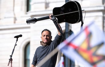 Bruce Springsteen en la marcha "No Kings" en Estados Unidos.
