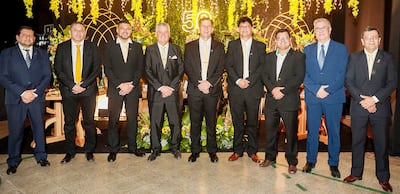 Consejo de Administración: Edgar Salinas, Artemio Aldama, Fabio Agüero, Ascencio Acosta, Mario Godoy, Ubaldo Ramírez, Juan Estigarribia, Adalberto Morínigo y Miguel Villagra.