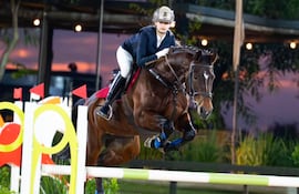 Giovanna Santi concursará en el Sudamericano en Santiago, en las categorías Children 1,20 y CSI 1,10.