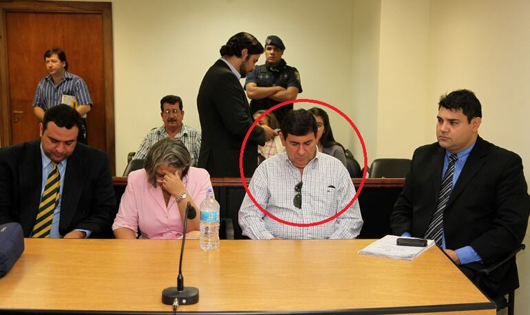 Hermes García Balmaceda (en círculo) en una de las tantas sesiones de juicio oral por corrupción.