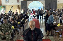 El nuevo obispo del Vicariato Apostólico del Pilcomayo (VAP), Mons. Miguel Fritz, en la catedral Santa María, de Mariscal Estigarribia.