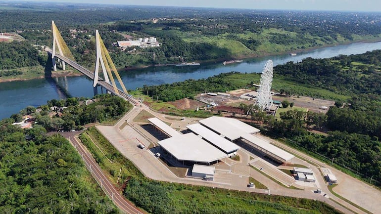Ampliarán operaciones en el Puente de la Integración: sepa qué tipo de vehículos podrán circular Ampliarán operaciones en el Puente de la Integración: sepa qué tipo de vehículos podrán circular