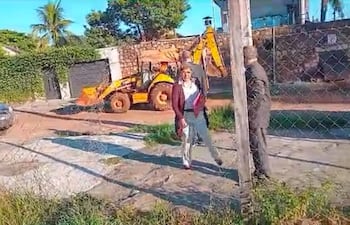 Familia Ozcariz denuncia un nuevo supusto intento de invasión en su terreno de Luque.