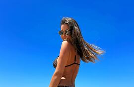 Pampita Ardohain luce espléndida a sus 47 años.