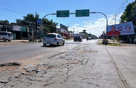 La ruta D 027 sigue en pésimo estado a pesar de que el Ministerio de Obras Públicas y Comunicaciones (MOPC) haya hecho una adjudicación millonaria.