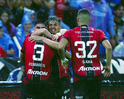 Diego Luis González Alcaraz (de frente), autor de uno de los goles del Atlas contra América.