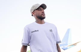 La superestrella brasilera, Neymar Jr acapara toda la atención en la antesala del duelo del Santos ante Recoleta FC, que se disputará en el estadio Río Parapití, de Pedro Juan Caballero.