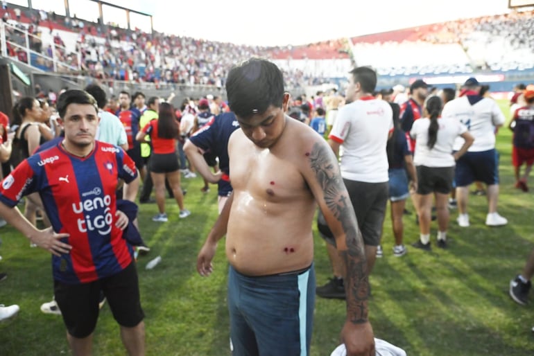 Olimpia Cerro Porteño clásico superclásico incidentes hinchas Defensores del Chaco
