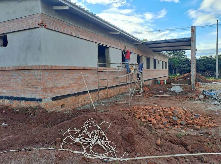 Reclaman falta de respuestas sobre millonaria USF inconclusa en Paso Yobái.