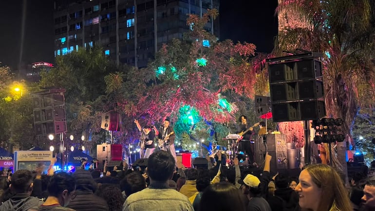 El festival ASU 489 se llevó a cabo en la Plaza de Armas, en el marco de los festejos por la fundación de Asunción.