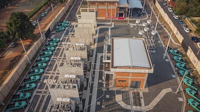 La ANDE inauguró el 1 de octubre de 2020 la Subestación Barrio Molino, donde ahora se prevé la instalación de posiciones de llegada y salida con tecnología GIS.