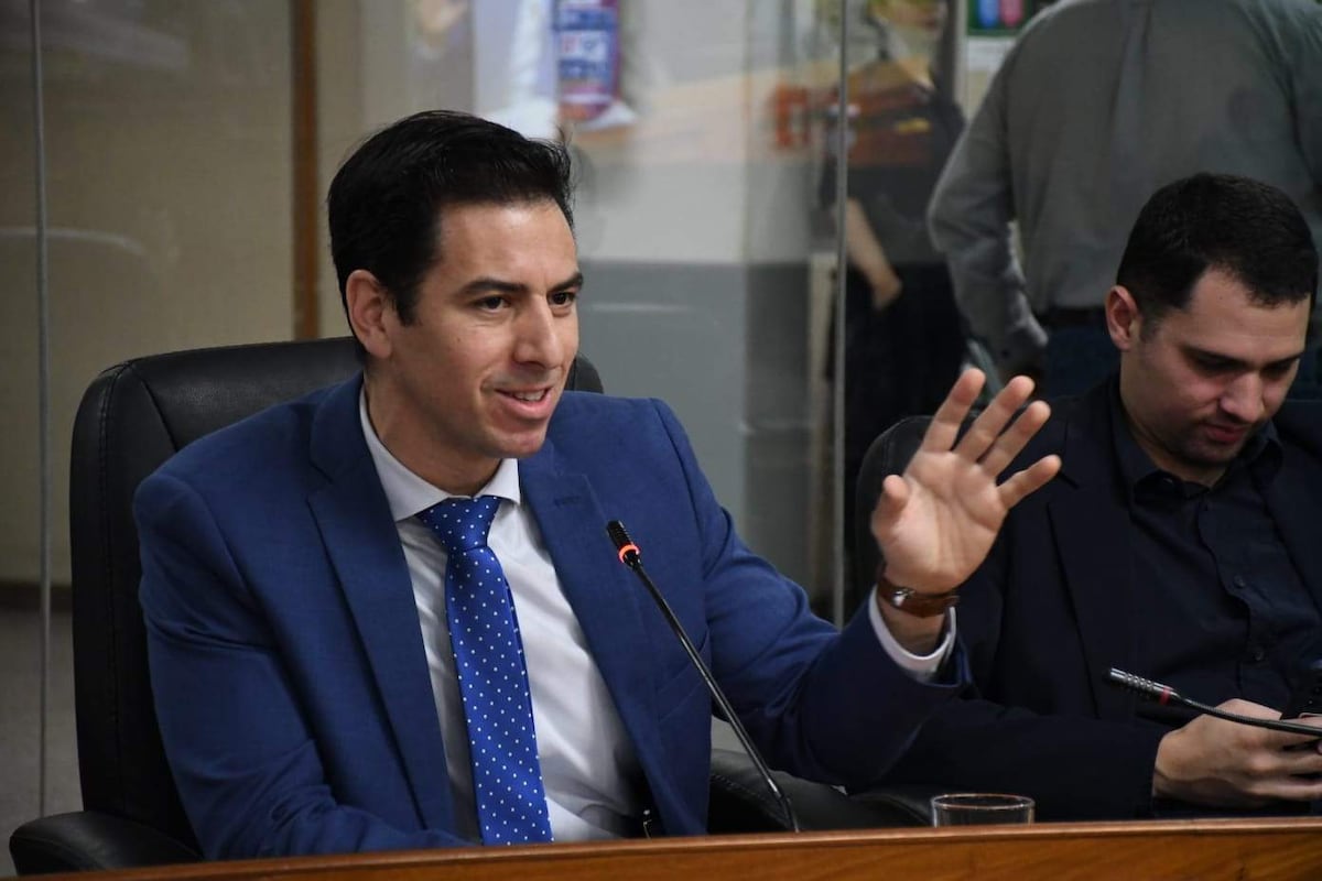 Grau denuncia que Municipalidad de Asunción “maquilla” balances para pedir más plata