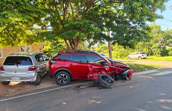 Choque múltiple frente al IPS de Misiones dejó importantes daños materiales; el conductor dio positivo al alcotest con 2,73 g/l.