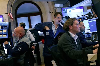 El crudo rompe su racha y cae un 2% ante la falta de estímulos adicionales en China.