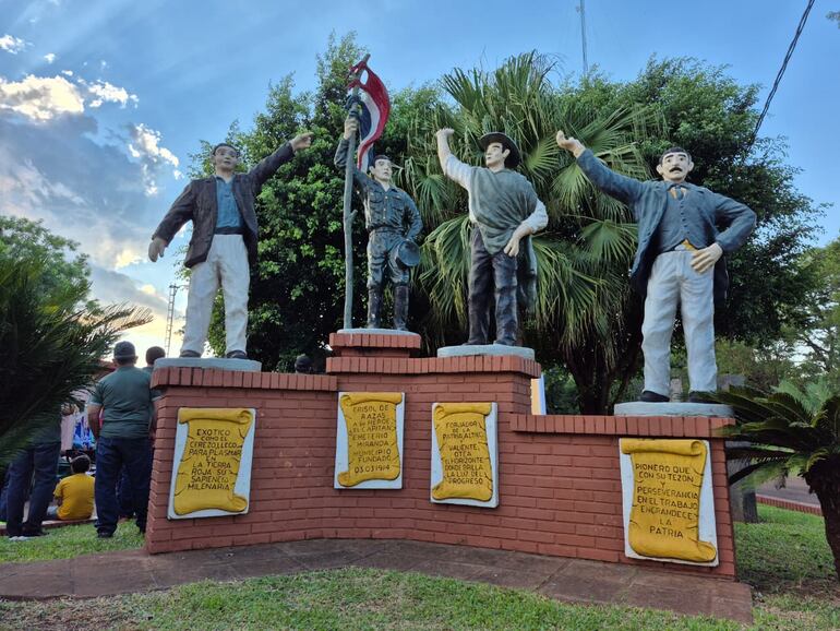 Piden más acompañamiento a jóvenes durante acto de conmemoración de aniversario 112 de Capitán Miranda