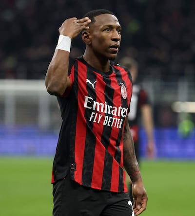 El ecuatoriano Pervis Estupiñán anotó el gol para el triunfo del Milan.