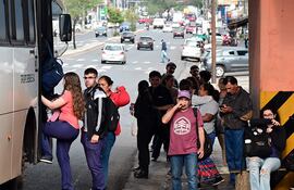 El proyecto de modernización del transporte sería postergado por ocho días en Diputados.