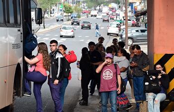 El proyecto de modernización del transporte sería postergado por ocho días en Diputados.