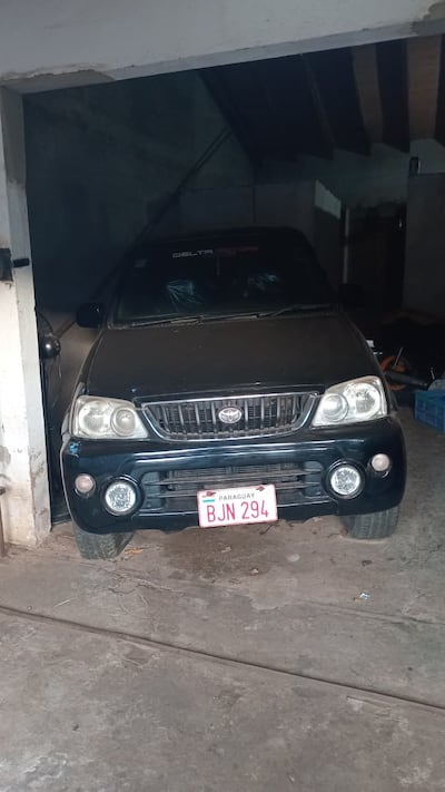 El vehículo se encuentra estacionado hace meses, ya que tuvo problemas mecánicos al día siguiente de ser adquirido.