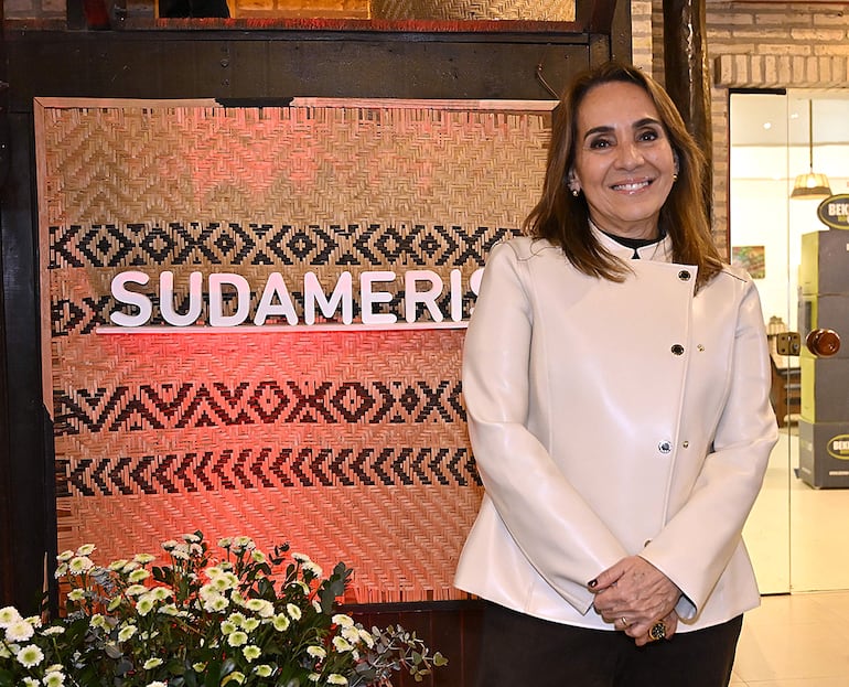 Irene Gavilán, gerente de la División Banca Pymes y Personas de Sudameris.