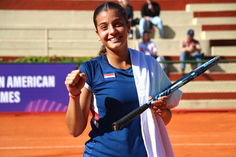 Catalina Delmas avanza a la segunda ronda en el tenis de ASU 2025