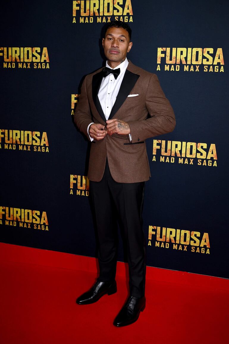 ¡De gala! Así llegó CJ Bloomfield a la premier de 'Furiosa: A Mad Max Saga' en Australia. (EFE/EPA/BIANCA DE MARCHI)