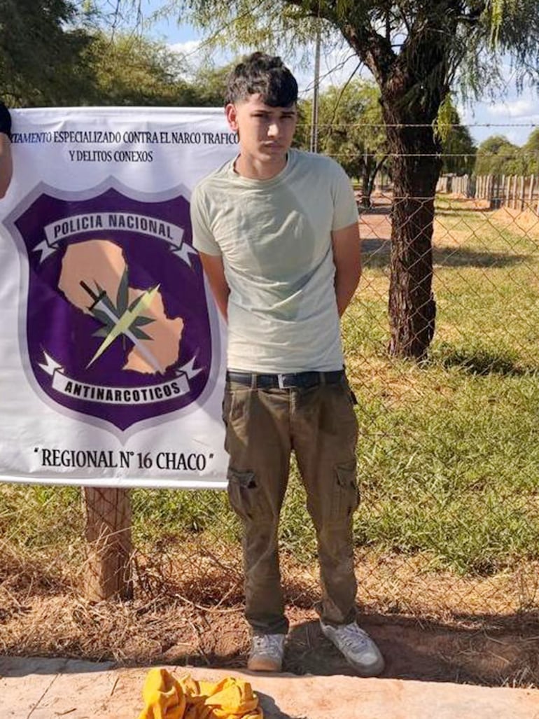 Carlos Samuel Torres Arce, cuando fue capturado con drogas en el Chaco, ahora habría dirigido desde la cárcel una sesión de tortura contra su rival amoroso.