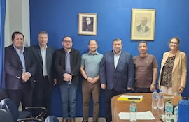 Christian González, Patricio Melul, Ever Barrios, Félix Ayala, Alcides Riveros, Rafael Rojas y Norma Girala.