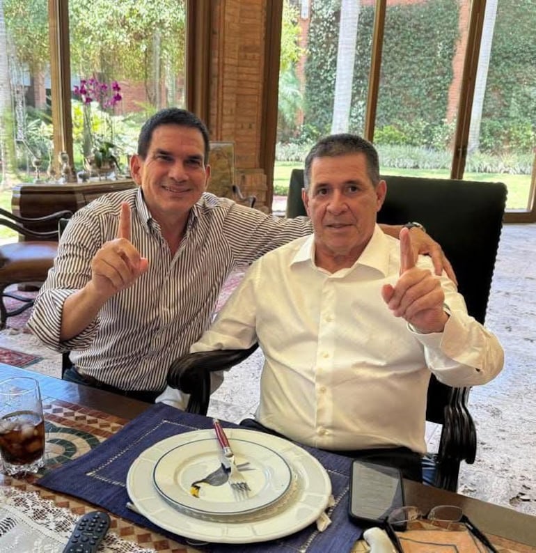 Venia de Cartes a Baruja: “Tiene derecho a sugerir su candidato”, dice diputado oficialista Venia de Cartes a Baruja: “Tiene derecho a sugerir su candidato”, dice diputado oficialista