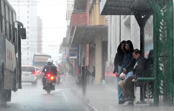 El cartismo finalmente reactivó el proyecto de reforma del transporte público, aunque posee diversas críticas de conductores, transportistas y los pasajeros.