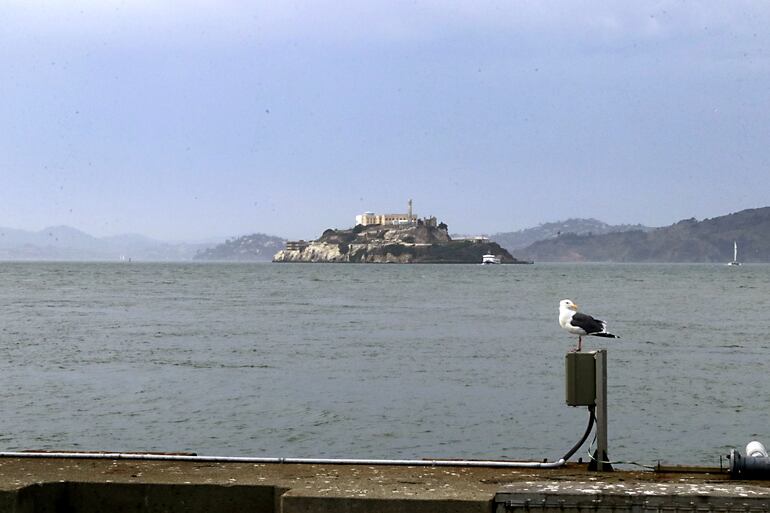 "La Roca" o la isla de Alcatraz, encierra tantas historias y misterios, símbolo de la bahía.