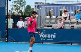 La mejor raqueta de nuestro país, Adolfo Daniel Vallejo (22 años) golpea y avanza en Cincinnati a la tercera ronda.