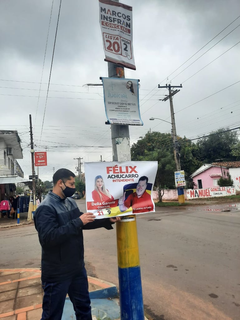 Fiscal y juez electoral ordenaron retirar propagandas electorales de las cercanías de los locales de votación