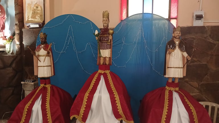 Imagen de los Tres Reyes Magos, patronos de la ciudad de Carayaó.