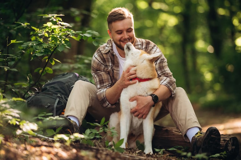 Perro y su humano.